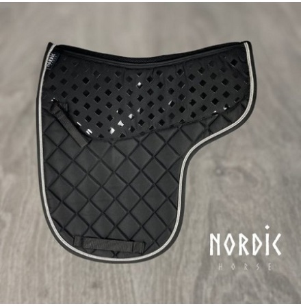 Nordic Horse Vojlock All White